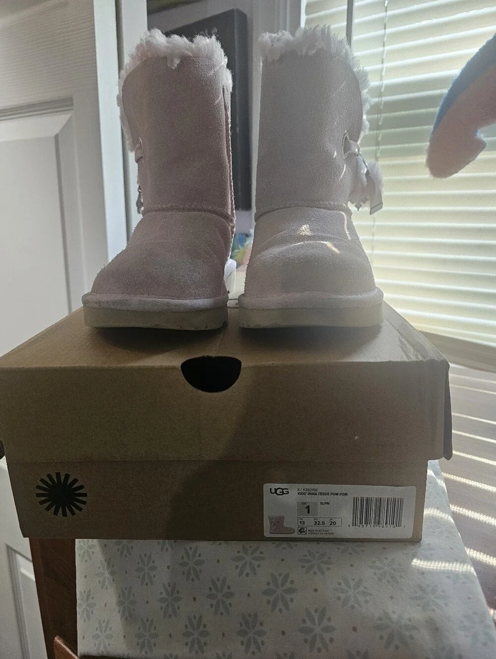 Ugg Girls Irina Tessi Pom Pom Boot